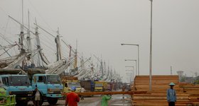 Visiting the old port of Jakarta